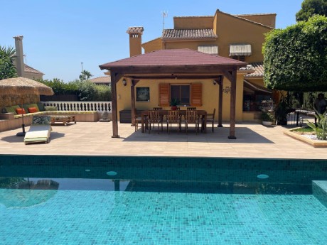 Imagen Pergola Cuatro Aguas a Medida
