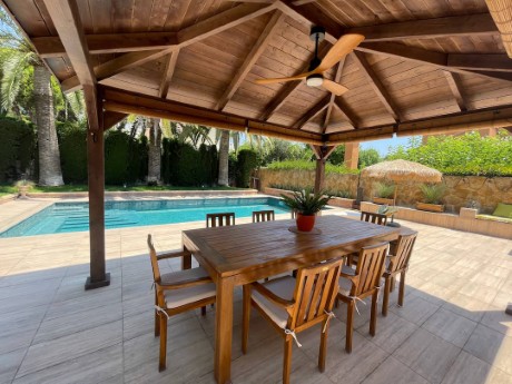 Imagen Pergola Cuatro Aguas a Medida