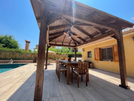 Imagen Pergola Cuatro Aguas a Medida