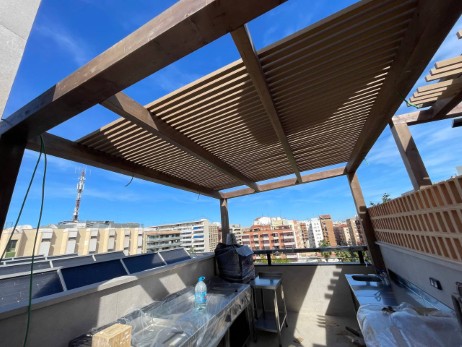 Imagen Pergola con Toldo a Medida